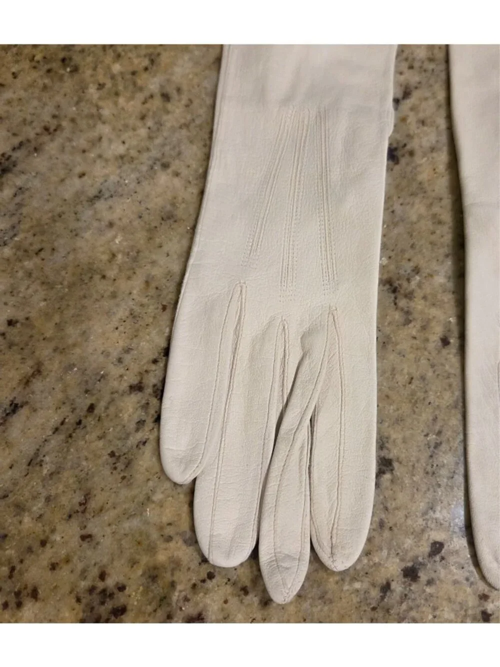 Vintage Size S Off-White Leather Formal Gloves Wrist Button 13